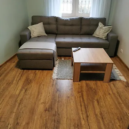 Apart Pomorska Apartmán *
